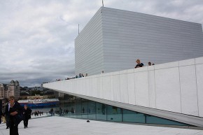 Opera w Oslo/Robert Sharp/CC/Flickr